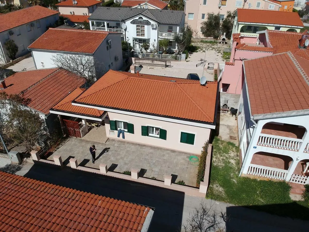 Holiday home Kuca Za Odmor Strk Villa Vir